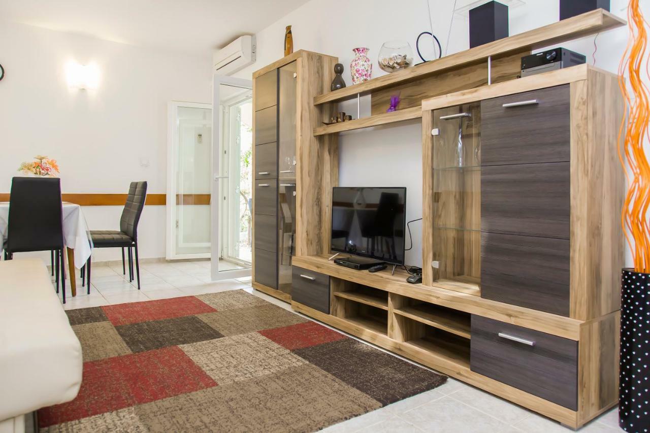 Vila Lukrecija Drače Buitenkant foto