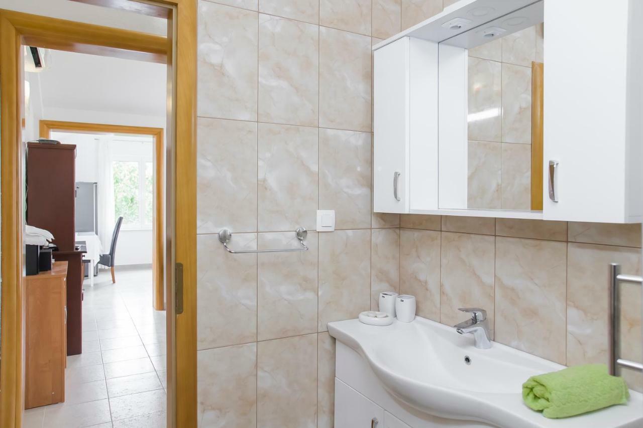 Vila Lukrecija Drače Kamer foto
