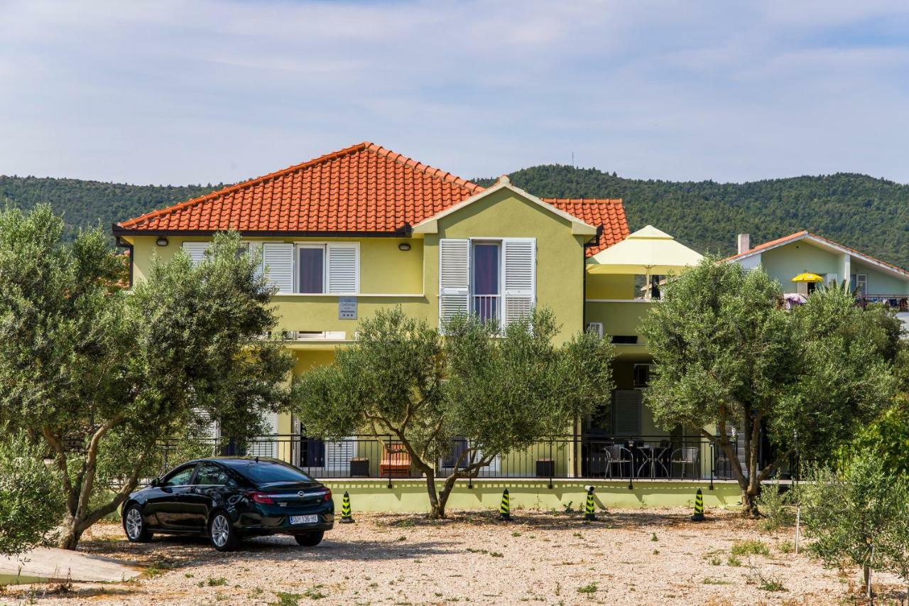 Vila Lukrecija Drače Buitenkant foto
